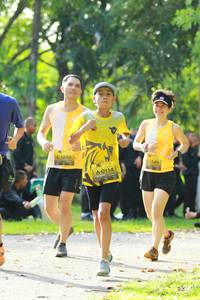 BIB: 1248, 61249, 0114
                            <button type="button" onclick="openModal(5132927)" class="btn btn-primary btn-sm float-right btn-popup" data-toggle="modal" data-target=".modal-high-quality">
                        <i class="fas fa-shopping-cart"></i> Add to Cart
                    </button>
                                            <button type="button" onclick="isThisMe(5132927, true)" class="btn btn-success btn-sm float-right btn-popup btn-isme hidden" data-toggle="tooltip" data-placement="bottom" title="นี่คือรูปของคุณใช่ไหม คลิกที่นี่เพื่อเอาเข้าอัลบั้ม">
                        <i class="fas fa-plus"></i> Add to album
                    </button>
                    <button type="button" onclick="isThisMe(5132927, false)" class="btn btn-warning btn-sm float-right btn-popup btn-isnotme hidden">
                        <i class="fas fa-ban"></i> Remove from album
                    </button>